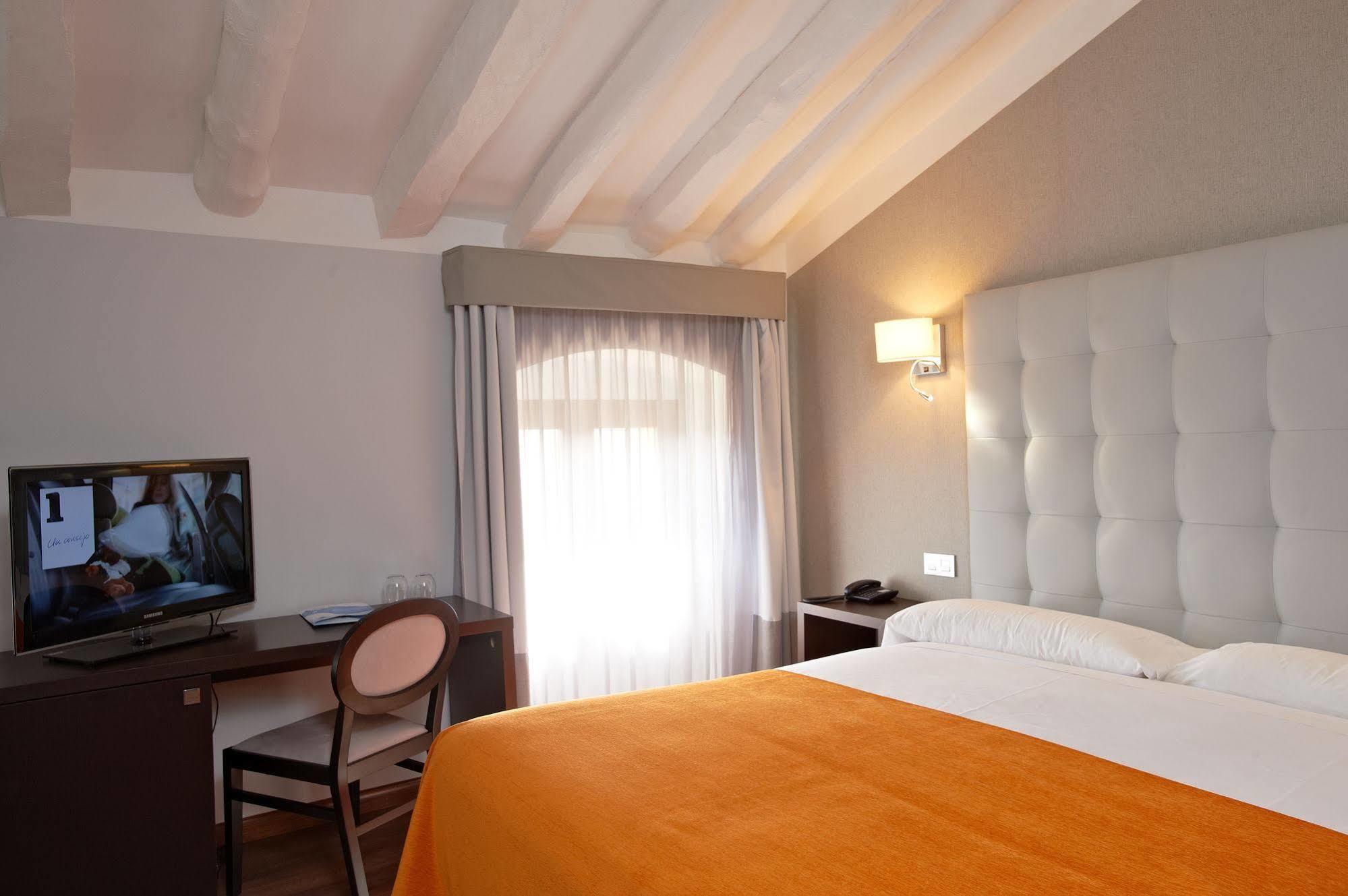 Hotel Termas Balneario Termas Pallares Алама-де-Арагон Экстерьер фото